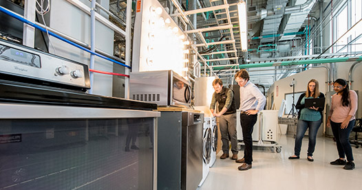 NREL researcher in the Systems Performance Laboratory.