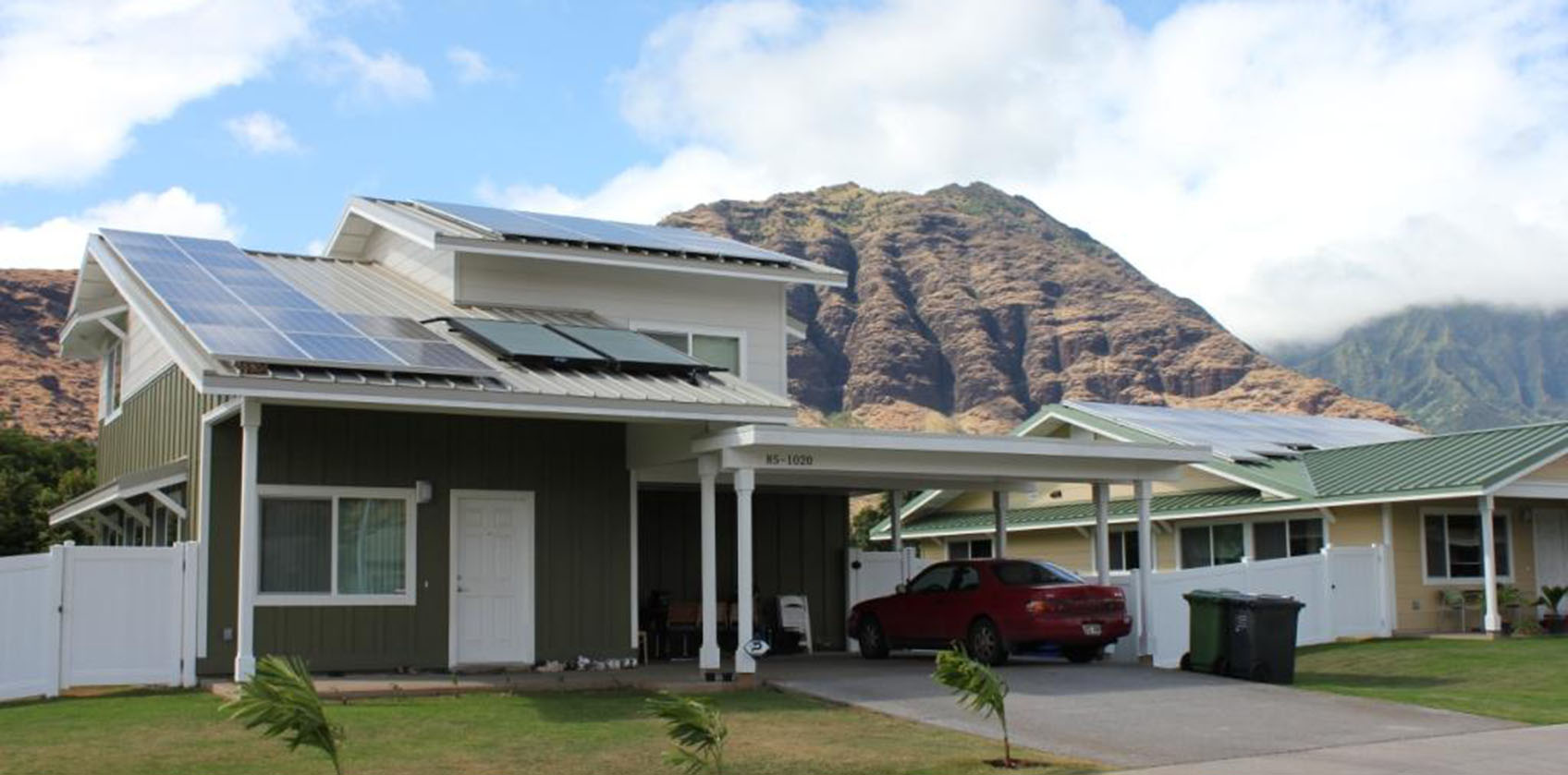 Photo of a home with rooftop photovoltaics in Hawaii