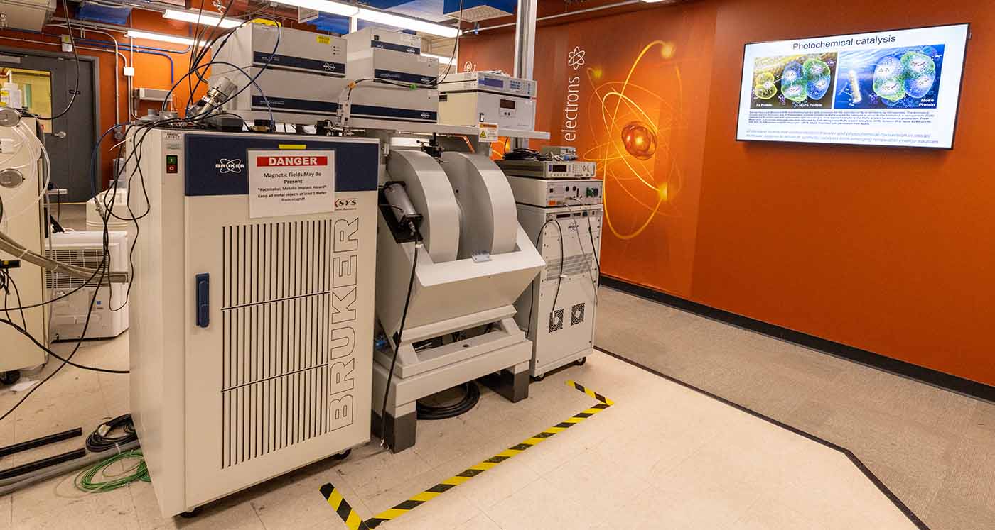 avanced-spin-resonance-89895-tn A Bruker EPR spectrometer in the Advanced Spin Resonance Facility
