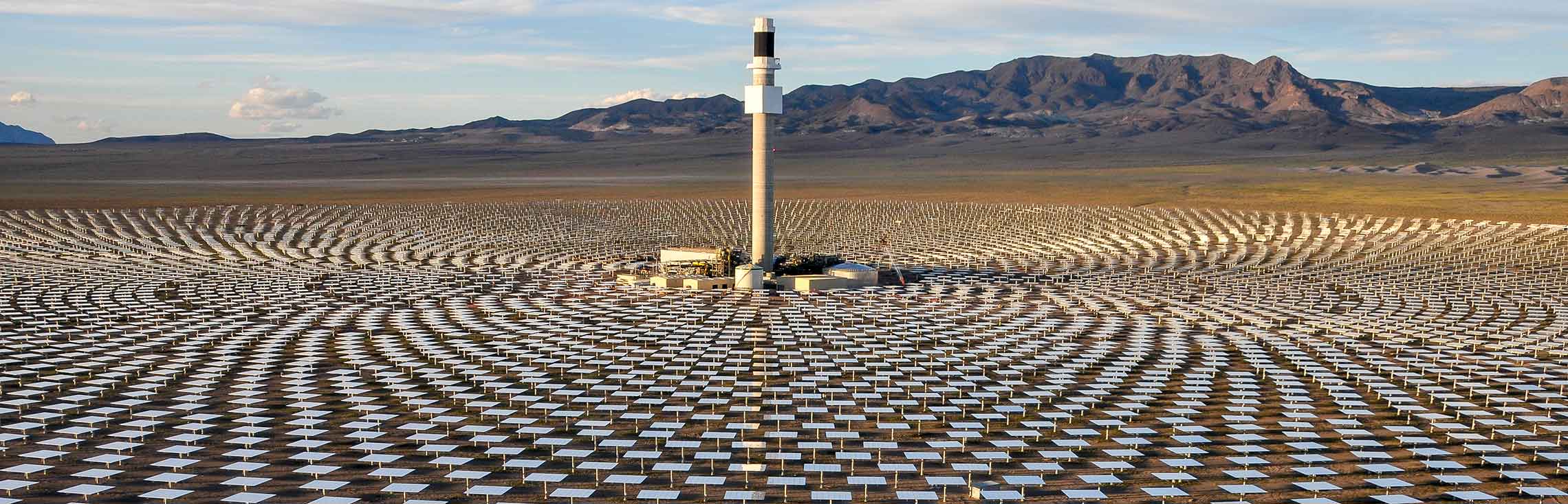 hero-hp-2x SolarReserves Crescent Dunes CSP Project, near Tonopah, Nevada, has an electricity generating capacity of 110 MW.