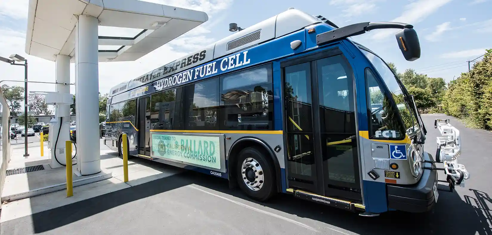 46481-body A hydrogen fuel cell bus at a hydrogen fueling station