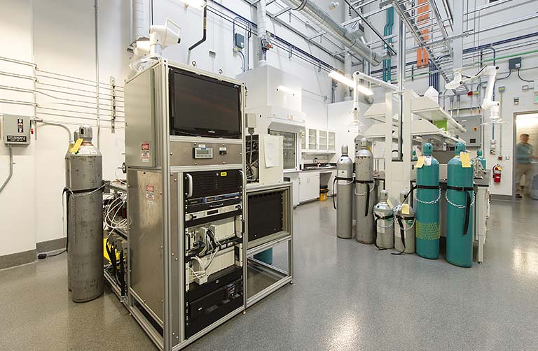 h2_facilities_landing_768x502_25365 Photo of sensor testing instruments in the Safety Sensor Testing Laboratory at the Energy Systems Integration Facility.