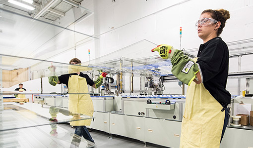 Continue reading about NREL, First Solar Celebrate Nearly 30 Years of Collaboration on Cadmium Telluride Solar Cell Research