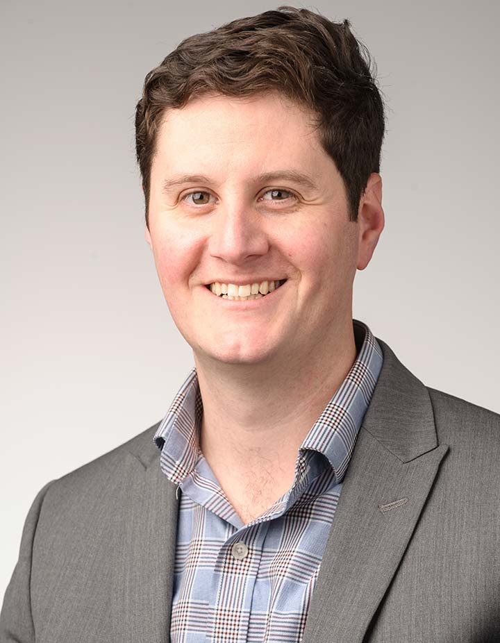 Headshot of a man.