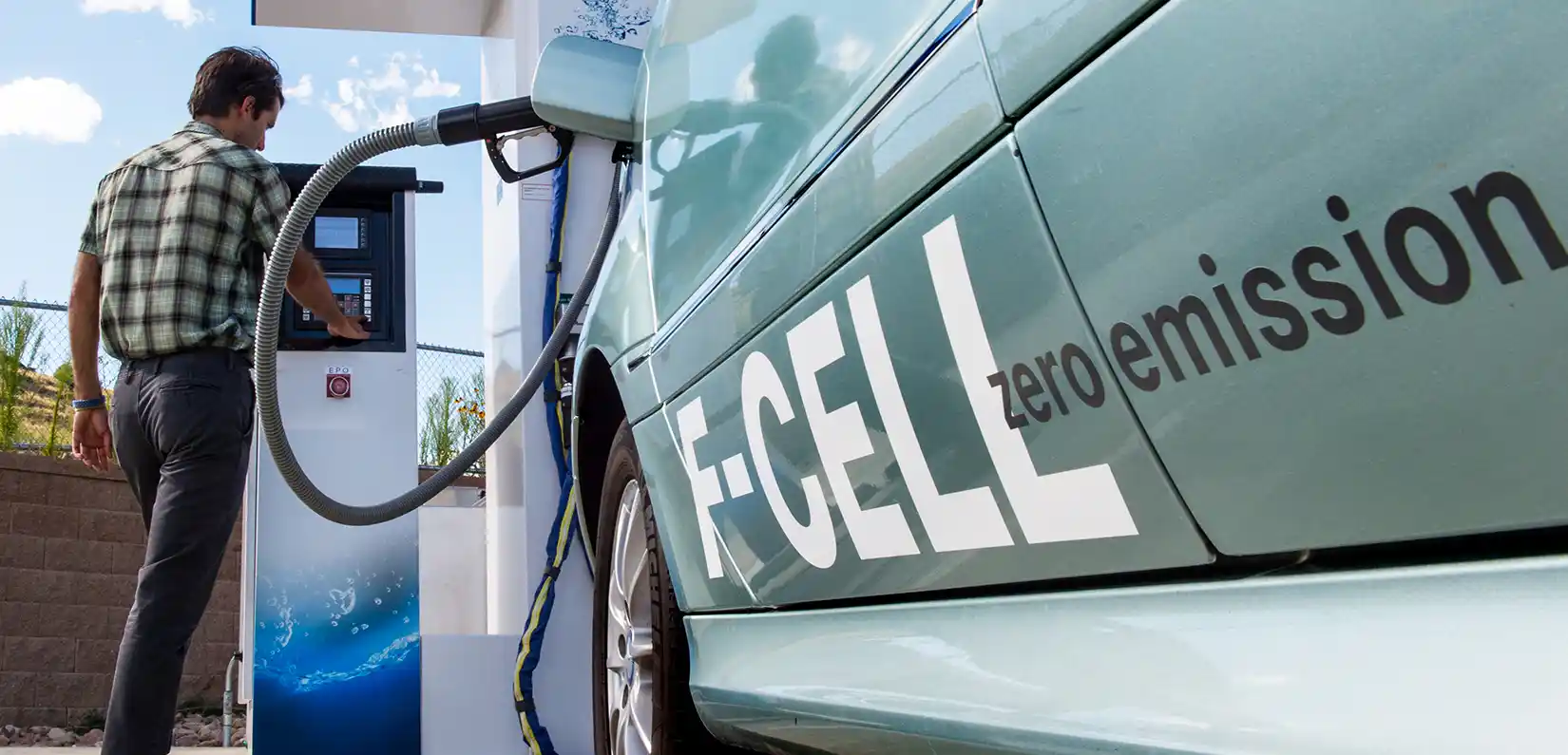hydrogen-basics-34597-hero A Mercedes Benz B-Class Fuel-Cell vehicle at a state-of-the-art hydrogen dispensing system.