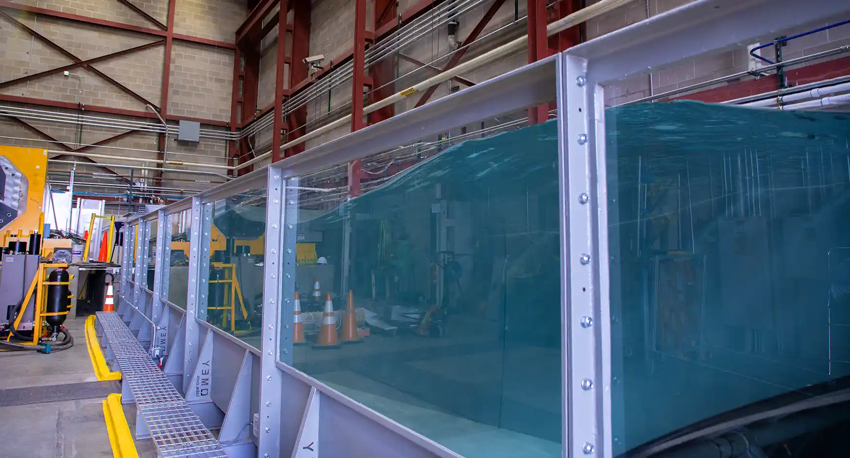 The wave tank facilities on NLR Flatirons Campus.