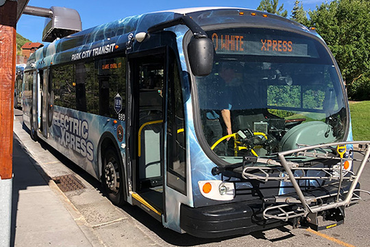 61264-electric-bus Park City Transit electric bus parks to pick up passengers.