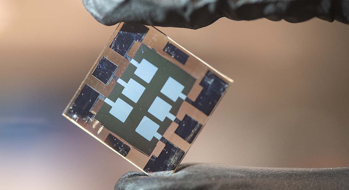 A perovskite solar cell