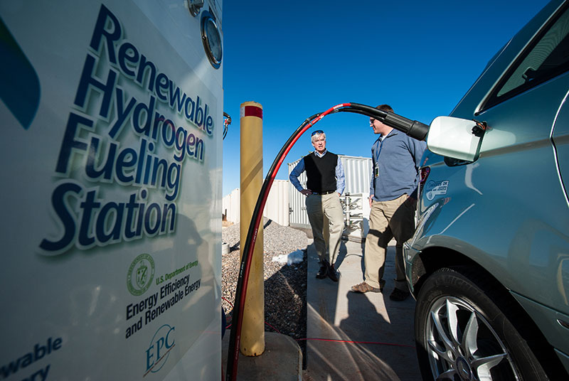 Refueling hydrogen fuel shop cell cars