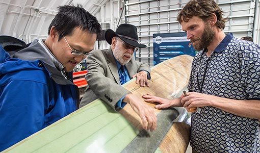 CoMET Brings Together Collaboration in Composite Materials Manufacturing Research