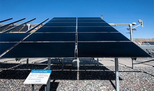 What Is the Recipe for First Commercial Success for Clean Energy Technologies?