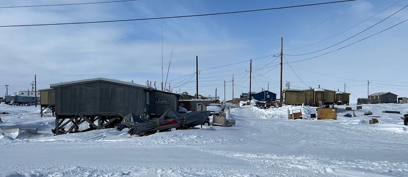 wooden houses, snowy terrain