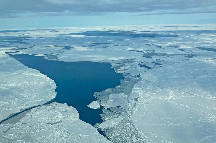 sea ice breaking