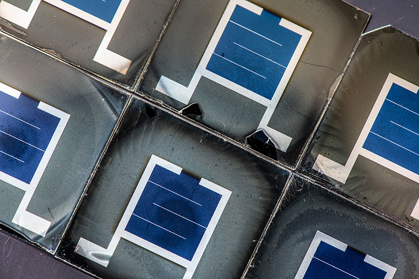 Two rows of tandem solar cells.