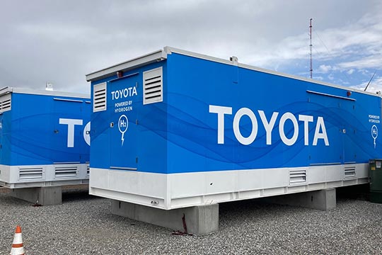 Large rectangular Toyota box showing a hydrogen fuel cell system.